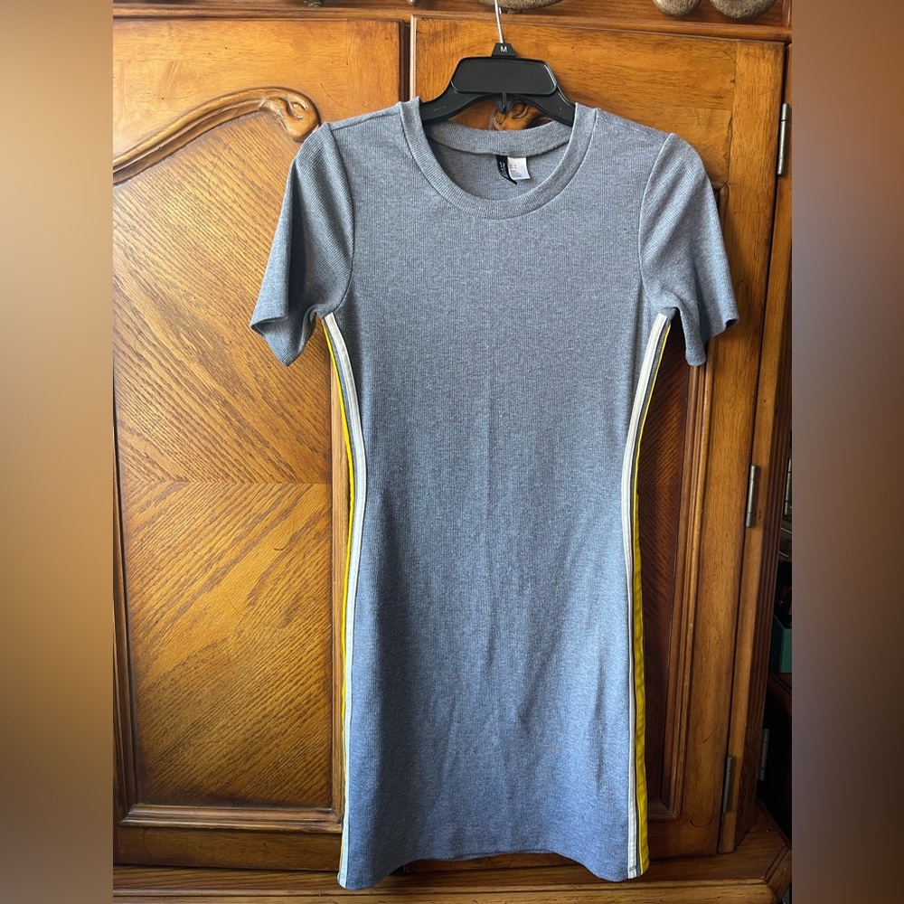 H&M DIVIDED Bodycon Gray Dress 10